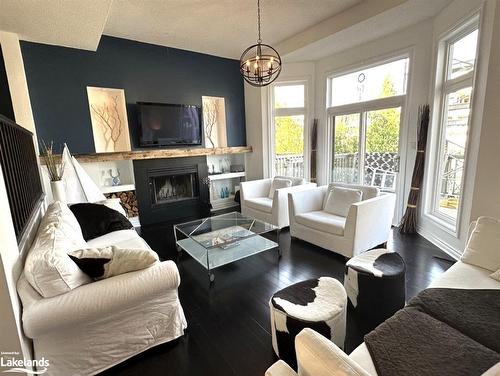 53 Lighthouse Lane E, Collingwood, ON - Indoor Photo Showing Living Room With Fireplace