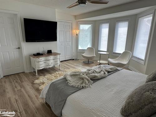 53 Lighthouse Lane E, Collingwood, ON - Indoor Photo Showing Bedroom