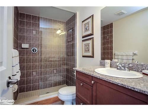 7-104 Farm Gate Road, The Blue Mountains, ON - Indoor Photo Showing Bathroom