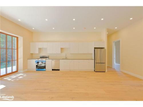 800 Rye Road, Lount, ON - Indoor Photo Showing Kitchen