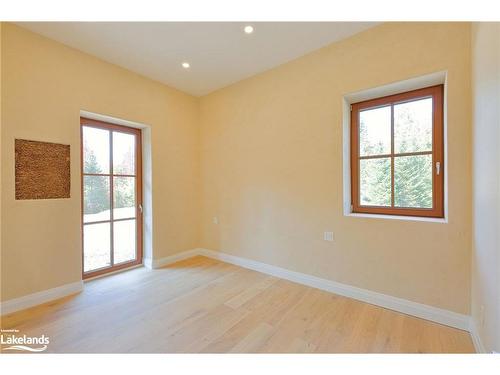 800 Rye Road, Lount, ON - Indoor Photo Showing Other Room