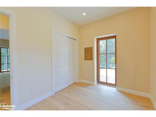 800 Rye Road, Lount, ON - Indoor Photo Showing Other Room