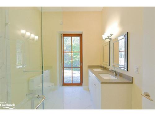 800 Rye Road, Lount, ON - Indoor Photo Showing Bathroom