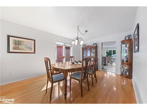 969 Dominion Avenue, Midland, ON - Indoor Photo Showing Dining Room