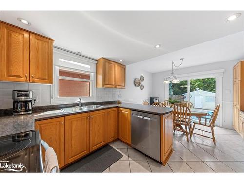 969 Dominion Avenue, Midland, ON - Indoor Photo Showing Kitchen With Double Sink