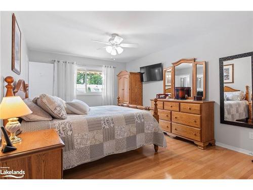 969 Dominion Avenue, Midland, ON - Indoor Photo Showing Bedroom