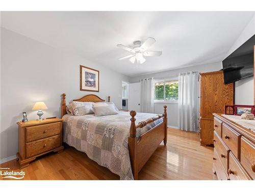 969 Dominion Avenue, Midland, ON - Indoor Photo Showing Bedroom