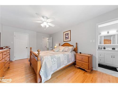 969 Dominion Avenue, Midland, ON - Indoor Photo Showing Bedroom