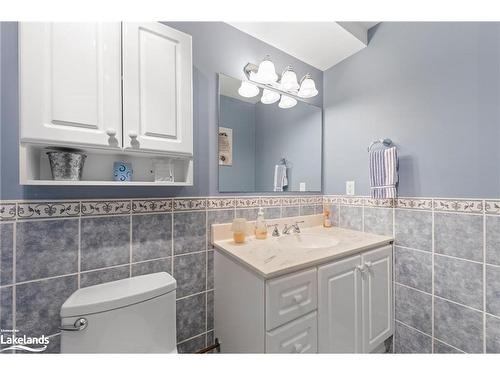 969 Dominion Avenue, Midland, ON - Indoor Photo Showing Bathroom