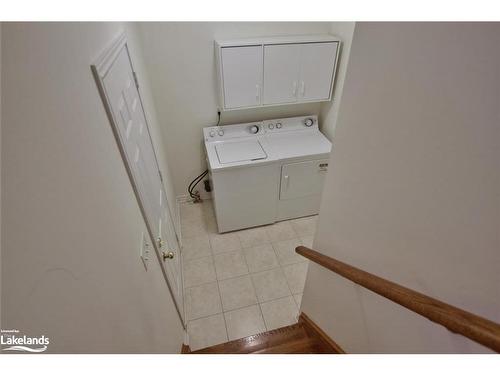 11 Sparrow Lane, Wasaga Beach, ON - Indoor Photo Showing Laundry Room