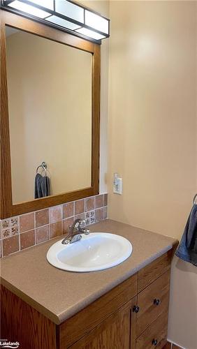 125-125 Fairway Court, The Blue Mountains, ON - Indoor Photo Showing Bathroom