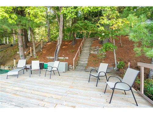 1537 Fox Point Road, Lake Of Bays (Twp), ON - Outdoor With Deck Patio Veranda