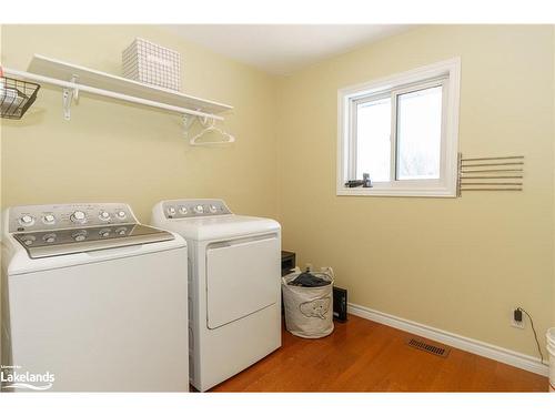 58 Hanes Road, Huntsville, ON - Indoor Photo Showing Laundry Room