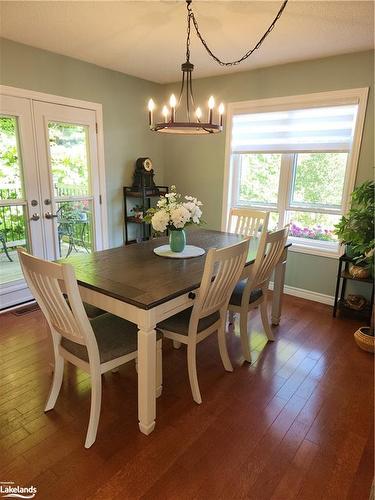 58 Hanes Road, Huntsville, ON - Indoor Photo Showing Dining Room