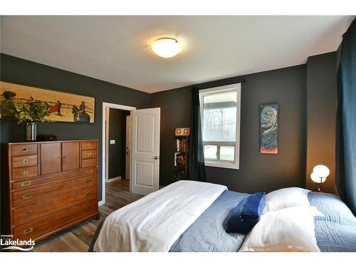 148 Marsh Street, The Blue Mountains, ON - Indoor Photo Showing Bedroom