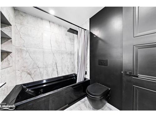 7 Mapleview Drive, Parry Sound, ON - Indoor Photo Showing Bathroom