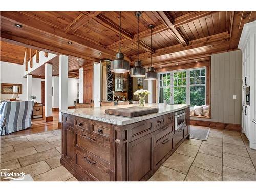 1074 Tally Ho Winter Park Road, Lake Of Bays, ON - Indoor Photo Showing Kitchen