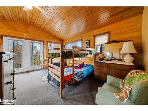 24 Wendy'S Lane, Mckellar, ON - Indoor Photo Showing Bedroom