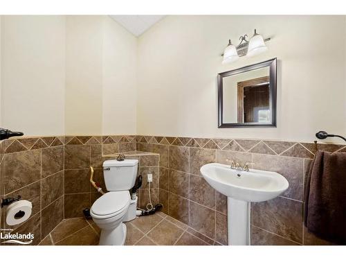 24 Wendy'S Lane, Mckellar, ON - Indoor Photo Showing Bathroom