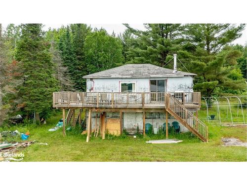 1060 Weismuller Lane, Bracebridge, ON - Outdoor With Backyard