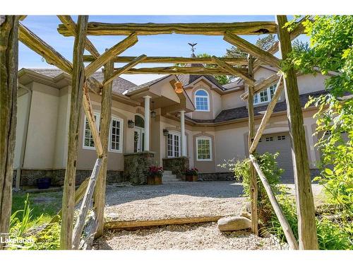 127 Wards Road, The Blue Mountains, ON - Outdoor With Facade