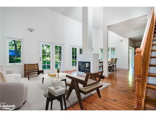 127 Wards Road, The Blue Mountains, ON - Indoor Photo Showing Living Room With Fireplace