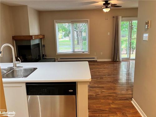 803 Suncrest Circle, Collingwood, ON - Indoor Photo Showing Kitchen