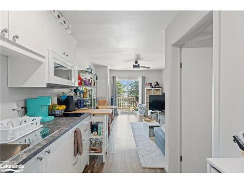 1037 Milford Bay Road, Muskoka Lakes, ON - Indoor Photo Showing Kitchen