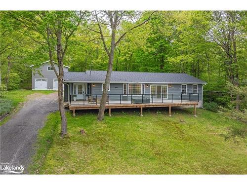 16 Clifford Street, Seguin, ON - Outdoor With Deck Patio Veranda