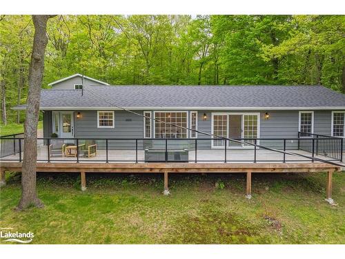 16 Clifford Street, Seguin, ON - Outdoor With Deck Patio Veranda