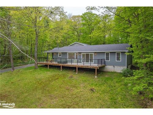 16 Clifford Street, Seguin, ON - Outdoor With Deck Patio Veranda