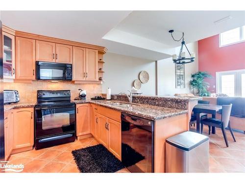 4-209707 26 Highway, The Blue Mountains, ON - Indoor Photo Showing Kitchen With Double Sink