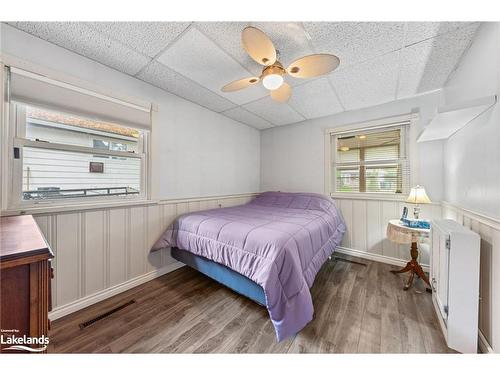 188 Sixth Street, Midland, ON - Indoor Photo Showing Bedroom