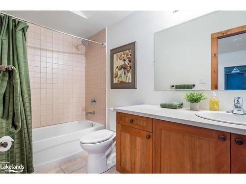 106 Manitou Court, The Blue Mountains, ON - Indoor Photo Showing Bathroom