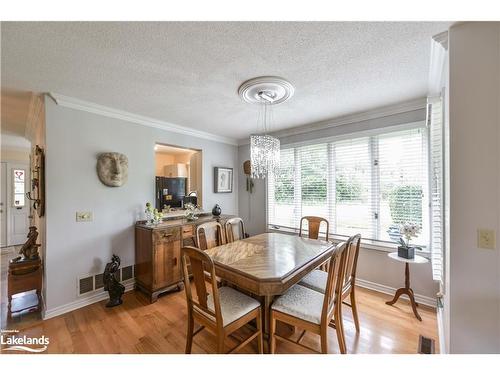 101-10 Museum Drive, Orillia, ON - Indoor Photo Showing Dining Room