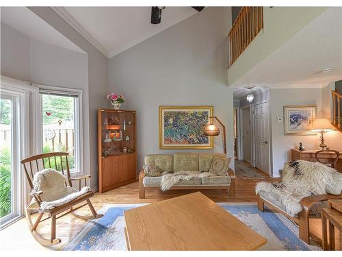 101-10 Museum Drive, Orillia, ON - Indoor Photo Showing Living Room