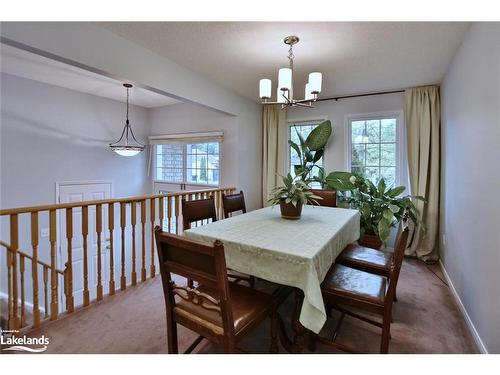 22 Silversands Crescent, Wasaga Beach, ON - Indoor Photo Showing Dining Room