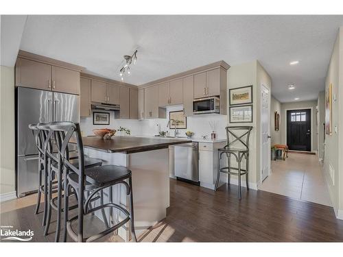 37 Archer Avenue, Collingwood, ON - Indoor Photo Showing Kitchen With Stainless Steel Kitchen