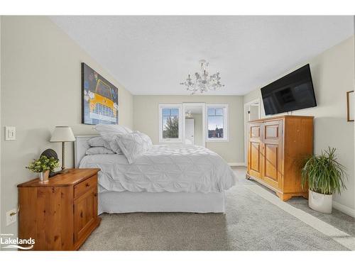 37 Archer Avenue, Collingwood, ON - Indoor Photo Showing Bedroom