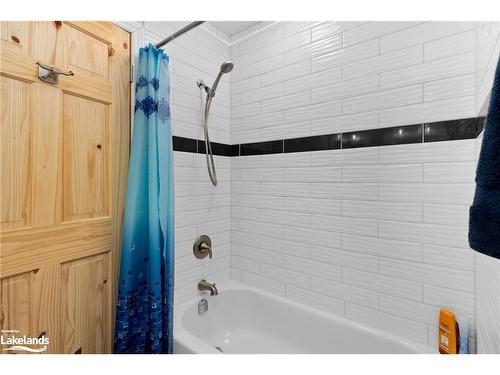 1190 Winhara Road, Gravenhurst, ON - Indoor Photo Showing Bathroom