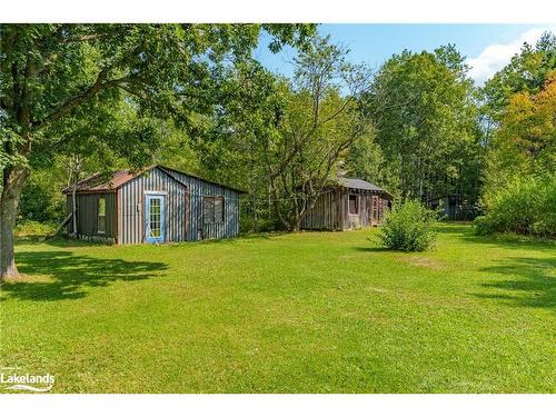 1190 Winhara Road, Gravenhurst, ON - Outdoor With Backyard