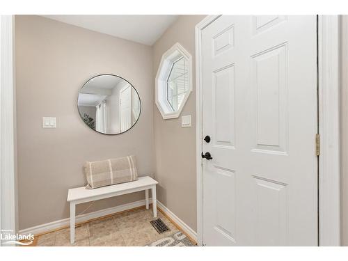 15 Maple Heights Drive, Huntsville, ON - Indoor Photo Showing Other Room