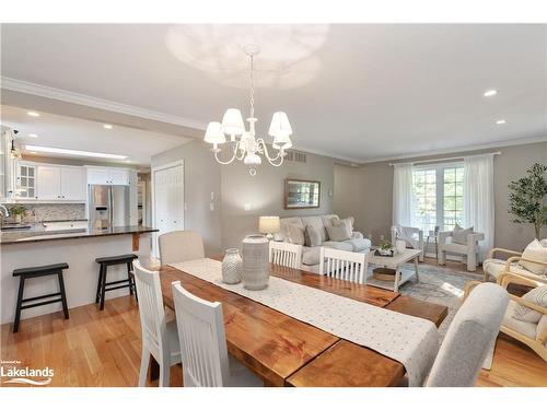 15 Maple Heights Drive, Huntsville, ON - Indoor Photo Showing Dining Room