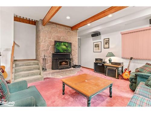 4467 & 4475 Kawagama Lake Road, Dorset, ON - Indoor Photo Showing Living Room With Fireplace