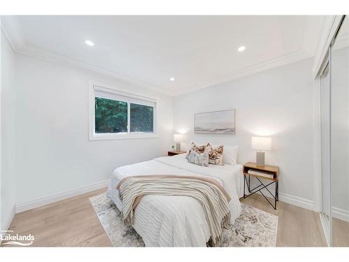 61 William St E, Caledon, ON - Indoor Photo Showing Bedroom