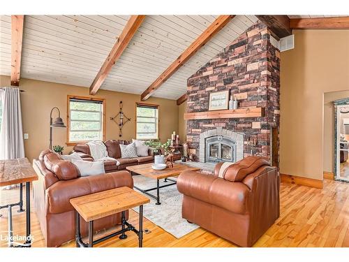 47 Blackburn Avenue, Nottawa, ON - Indoor Photo Showing Living Room With Fireplace