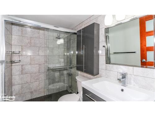 412-420 Mill Road, Toronto, ON - Indoor Photo Showing Bathroom