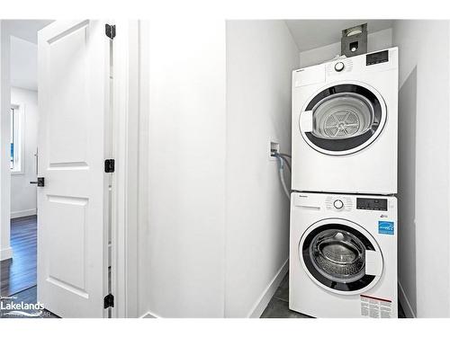 107-12 Beausoleil Lane, The Blue Mountains, ON - Indoor Photo Showing Laundry Room