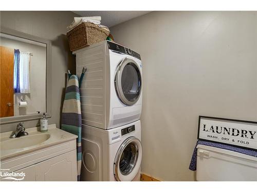 260 Woodland Drive, Huntsville, ON - Indoor Photo Showing Laundry Room