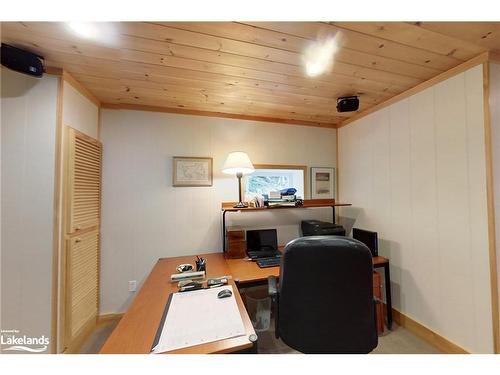 260 Woodland Drive, Huntsville, ON - Indoor Photo Showing Office